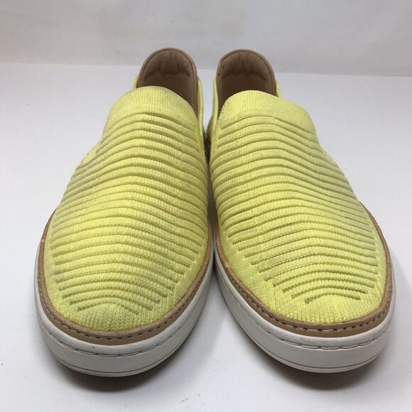 UGG Slip on Sneakers Women’s Size 9 Yellow Sammy Breeze sneakers 1109533 - Picture 5 of 13